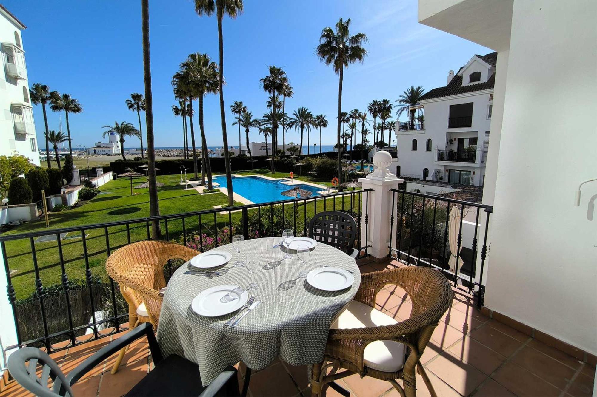 Marina Real 112 Apartment Manilva Bagian luar foto